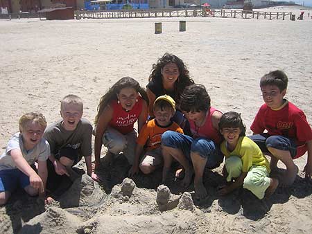Participants from the Kid's Claub with their teacher Maribel