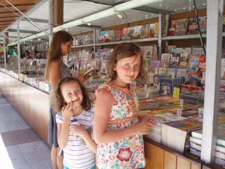 Hmmm...which book shall we choose?!