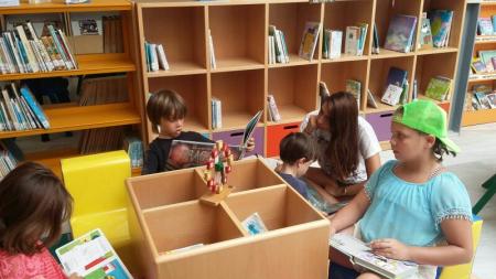 Estamos en la biblioteca